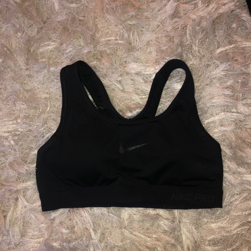NIKE SPORTS BRA